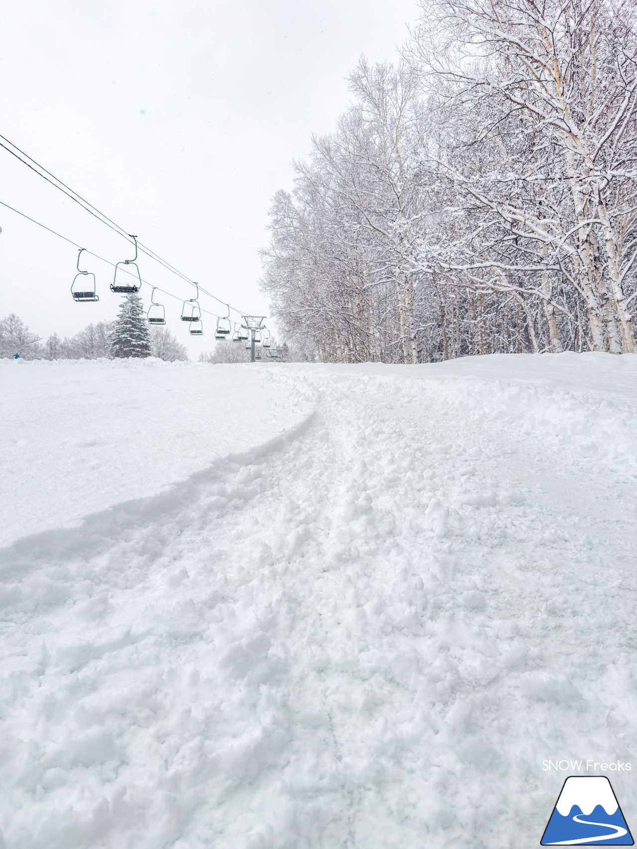 暑寒別岳スキー場｜今季のゲレンデ営業は、3月8日まで。最後の週末にもかかわらず、この残雪量は流石の暑寒別岳(^^)/